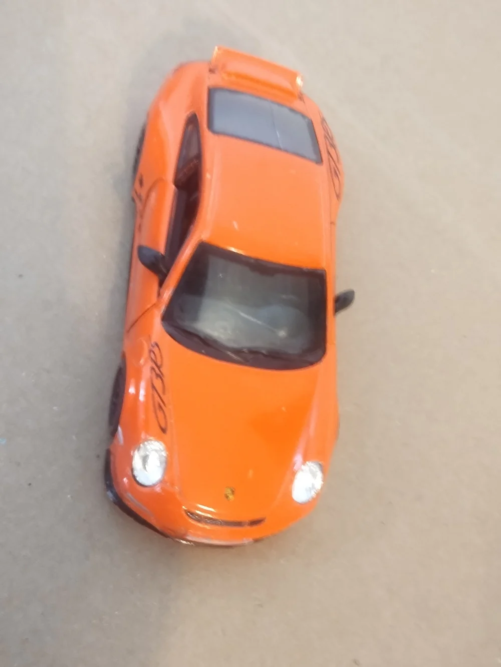 Kinsmart Porsche 911 GT3 RS Model Car Collectible Toy some scratches missing the